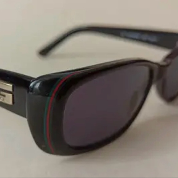 Gucci Black Sunglasses with Silver Accent